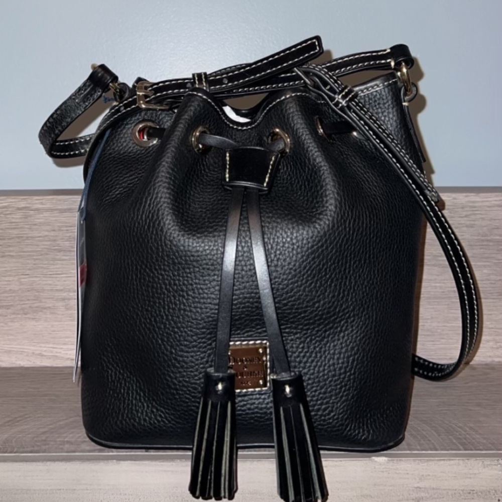 Dooney and Bourke bag